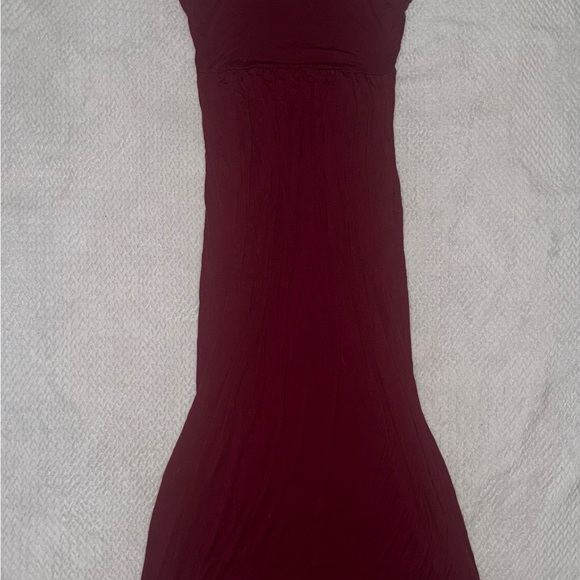 Burgundy Razorback Maxi Dress - Picture 6 of 6